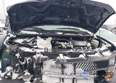 2014 Chevrolet Express 2500 Work Van z USA, uszkodzony, nr VIN 1GCWGFCA3E1121295